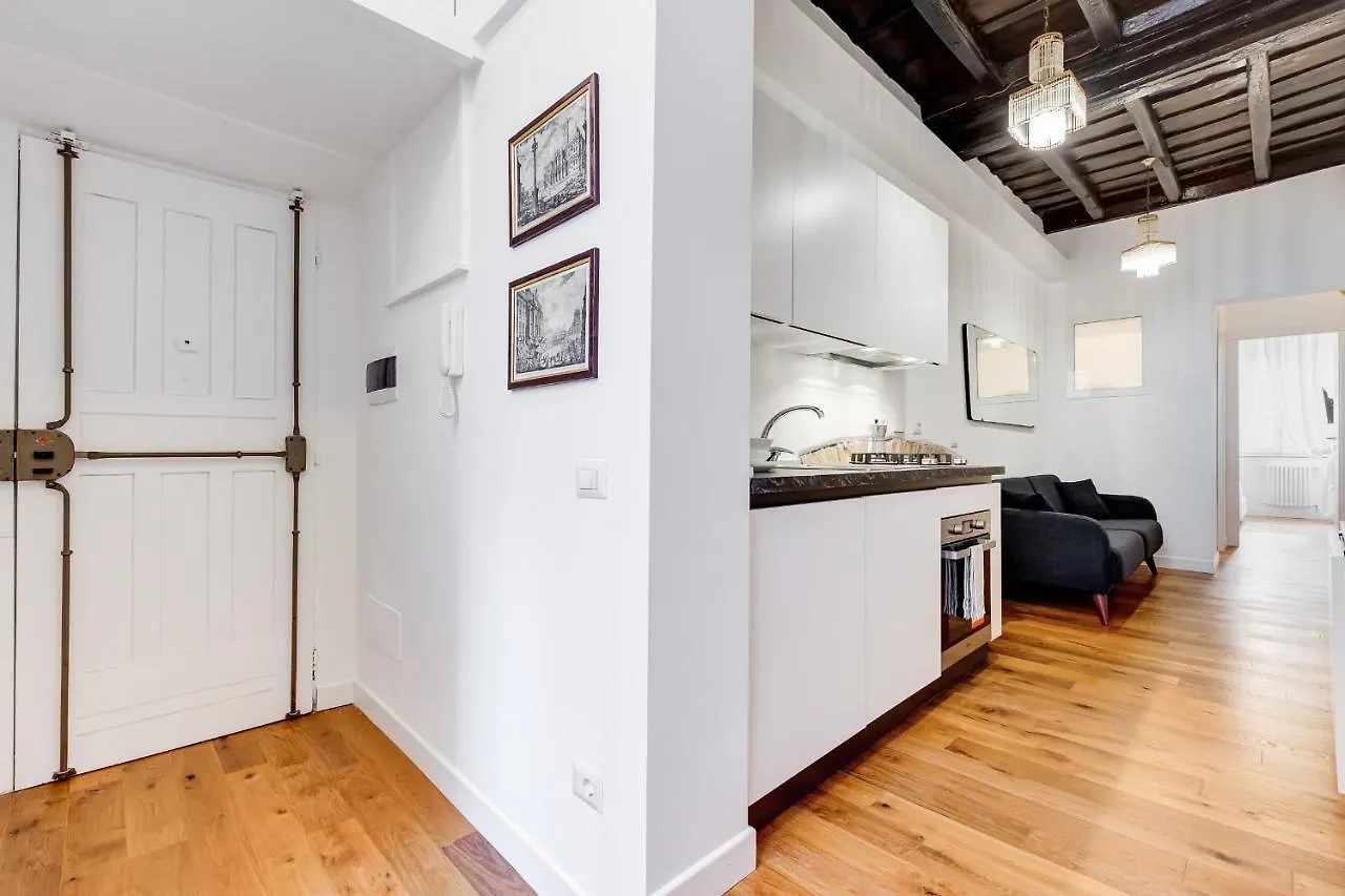 Boschetto 118 Apartment Rome