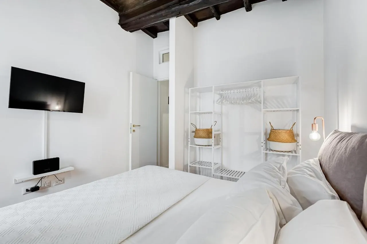 Boschetto 118 Apartment Rome