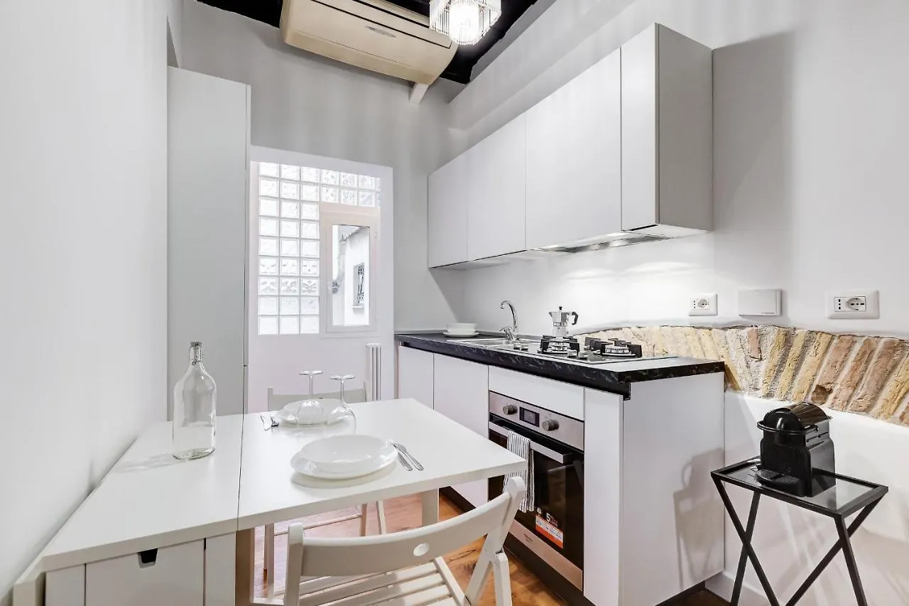 Boschetto 118 Apartment Rome
